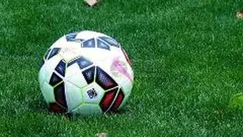 《独家揭秘：皇马训练场风云突变，姆巴佩领衔巨星集体缺席，备战悬念升级！》